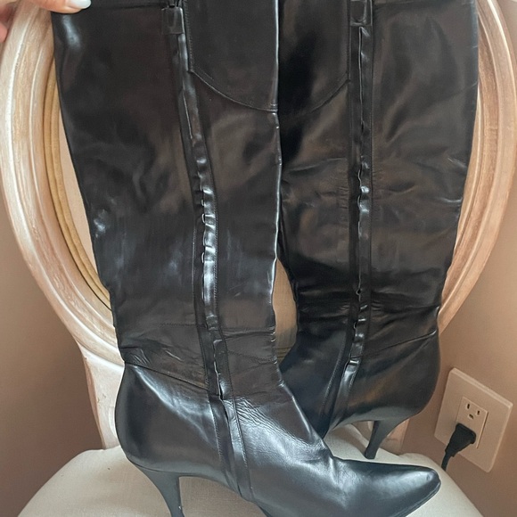 COSTUME NATIONAL Black leather boots - Picture 2 of 11